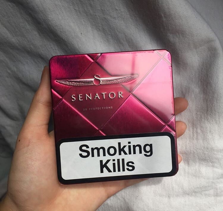 Senator Đỏ-Thuốc Lá Nga Senator Cherry